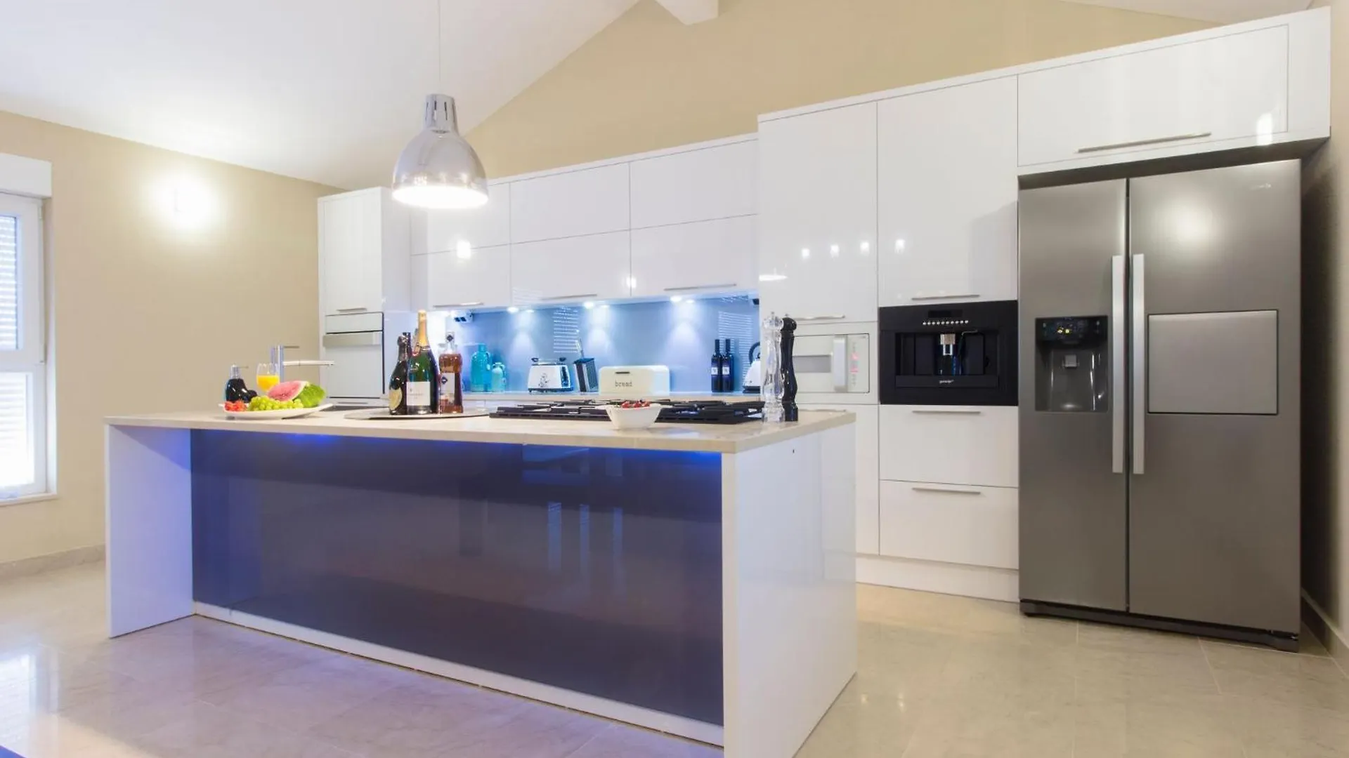 Luxury At Villa Cama - Your Dream Vacation Rental