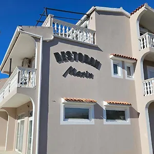 Gostinjska kuća Pansion Restoran Marin, Posedarje
